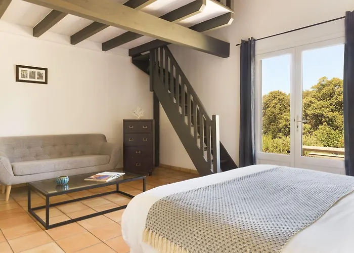 Le Ruone فندق مبيت وإفطار 4*