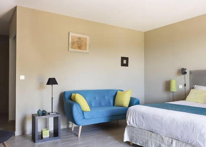 Couette-café Le Ruone 4*