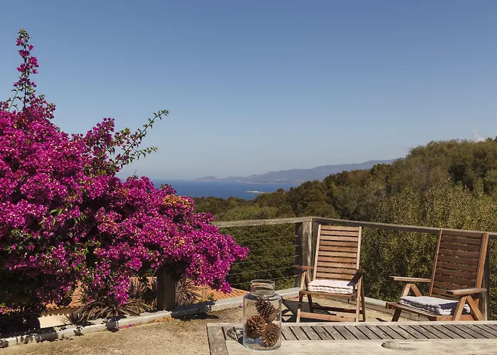 Le Ruone Couette-café 4*