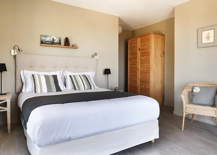 Le Ruone 4* Calcatoggio (Corsica)